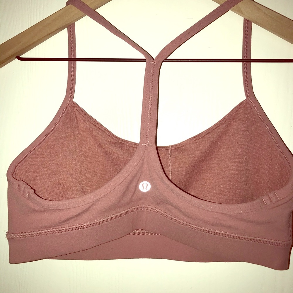 Flow Y sports bra